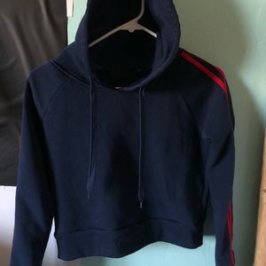 cropped hoodie